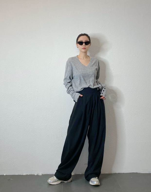 Grey Extra Long Sleeve Ribbed Top #250323